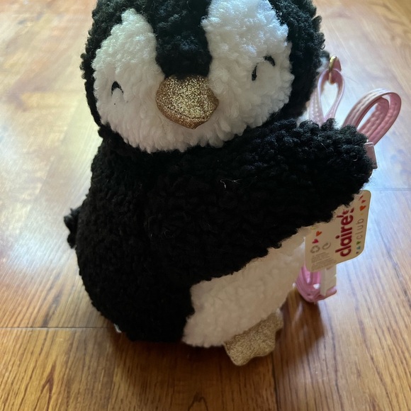 Cutest Penguin Purses. BOGO! Surprise Gift with Purchase! - Picture 3 of 3